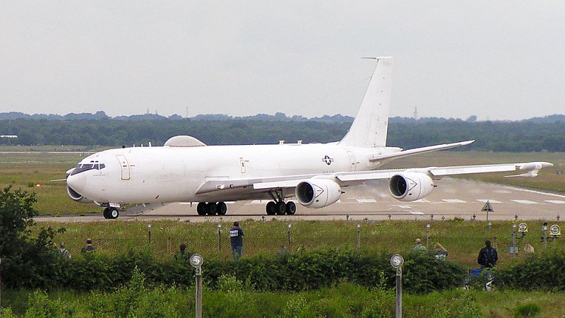 Самолет управления и связи E-6B Mercury, США